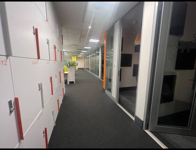 816M² OFFICE TO LET IN ROSEBANK